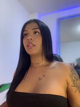 Snapshot of tinalove7 chatting on February 6, 2026, 10:17 pm tinalove7 online show from February 6, 2026, 10:17 pm