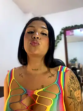 tinalove7 online show from October 31, 2025, 11:44 pm