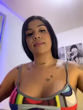 tinalove7 online show from July 3, 2026, 8:26 pm