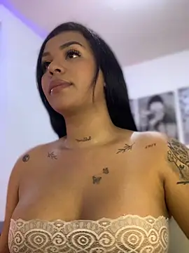 tinalove7 online show from July 2, 2026, 12:33 am