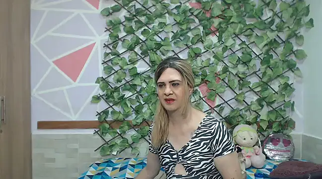 Snapshot of Dolldirtyxxx chatting on March 5, 2025, 2:12 pm Dolldirtyxxx online show from March 5, 2025, 2:12 pm