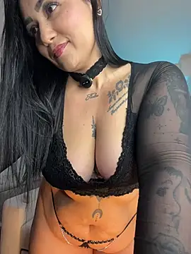 Snapshot of Madissonlove_1 chatting on February 23, 2026, 10:43 pm Madissonlove 1 online show from February 23, 2026, 10:43 pm