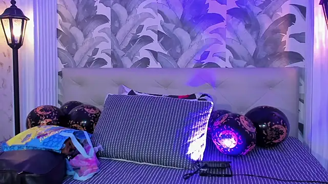 Sami Evanns online show from November 3, 2025, 3:12 am