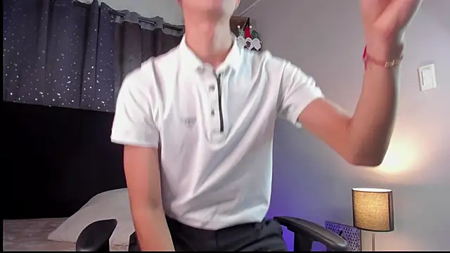 NovaaWheler online show from January 14, 2026, 1:04 pm