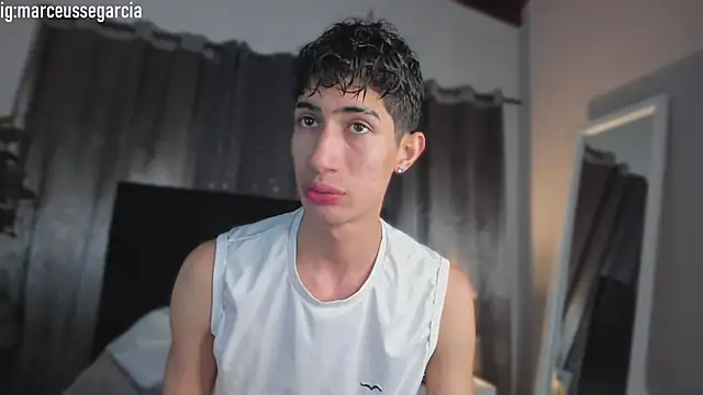 NovaaWheler online show from April 10, 2026, 11:28 am