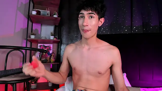 NovaaWheler online show from October 25, 2025, 9:26 pm