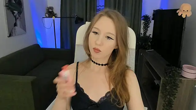Snapshot of DariaTate chatting on June 14, 2026, 12:06 pm DariaTate online show from June 14, 2026, 12:06 pm