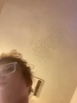 Snapshot of grassXass420 chatting on March 20, 2025, 4:51 am grassXass420 online show from March 20, 2025, 4:51 am