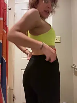 Snapshot of grassXass420 chatting on October 1, 2025, 1:00 am grassXass420 online show from October 1, 2025, 1:00 am