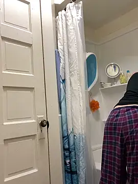 Snapshot of grassXass420 chatting on October 27, 2025, 1:39 am grassXass420 online show from October 27, 2025, 1:39 am