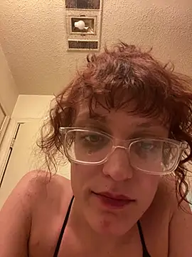 Snapshot of grassXass420 chatting on March 13, 2025, 5:00 am grassXass420 online show from March 13, 2025, 5:00 am