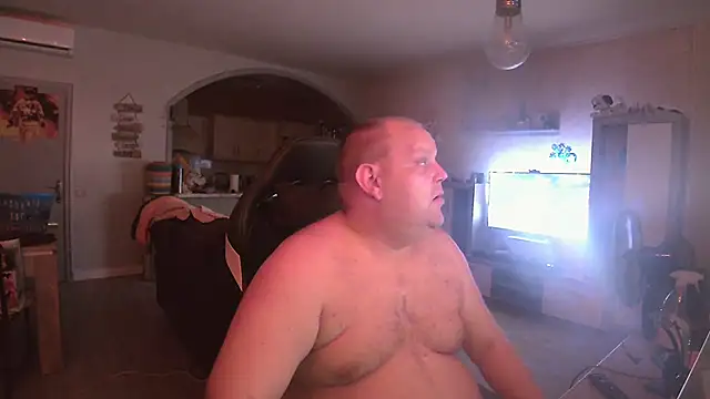 Snapshot of Hotfire-112 chatting on March 26, 2026, 10:18 pm Hotfire-112 online show from March 26, 2026, 10:18 pm