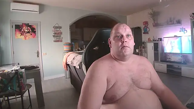 Snapshot of Hotfire-112 chatting on March 22, 2026, 7:04 pm Hotfire-112 online show from March 22, 2026, 7:04 pm