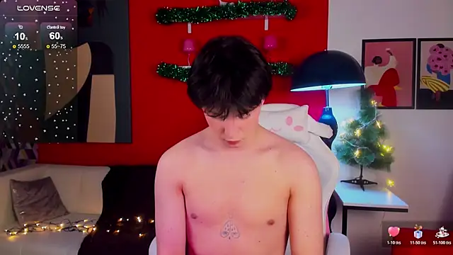 AdrianoAubert online show from December 20, 2025, 10:29 am