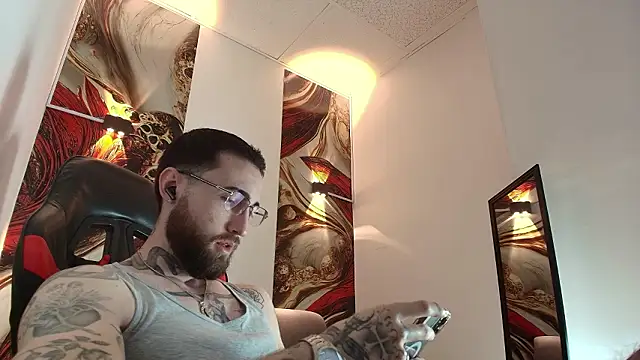 Snapshot of Luke_davis01 chatting on February 11, 2026, 12:49 pm Luke davis01 online show from February 11, 2026, 12:49 pm