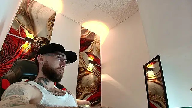 Snapshot of Luke_davis01 chatting on March 9, 2026, 12:52 pm Luke davis01 online show from March 9, 2026, 12:52 pm