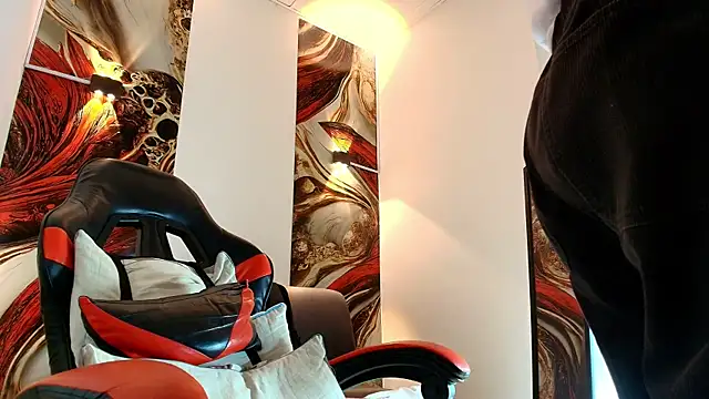 Luke davis01 online show from April 11, 2026, 1:04 pm