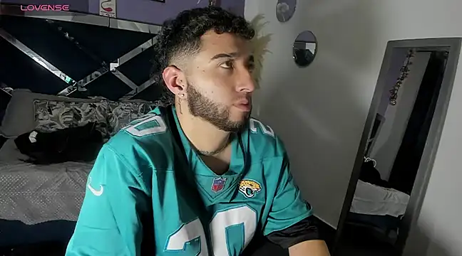 Noa Bonucci online show from March 6, 2025, 12:52 pm