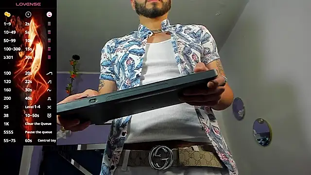 Noa Bonucci online show from February 12, 2025, 1:27 pm