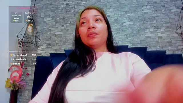 Sophia Brunett online show from February 17, 2026, 11:29 am