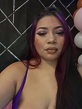 Sophia Brunett online show from May 19, 2026, 5:58 am