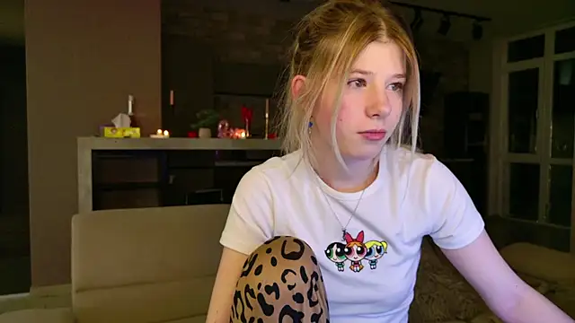 Snapshot of Bella_amory chatting on March 6, 2025, 11:09 pm Bella amory online show from March 6, 2025, 11:09 pm