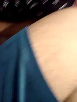 Snapshot of simrun70 chatting on September 19, 2025, 11:42 pm simrun70 online show from September 19, 2025, 11:42 pm