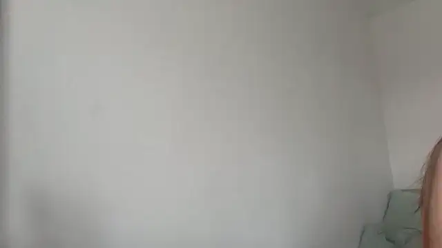 skyejde online show from September 14, 2025, 10:59 am