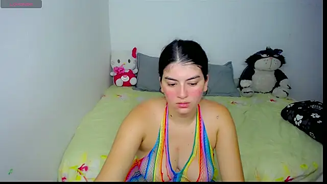 hello kityy25 online show from July 20, 2026, 2:30 am