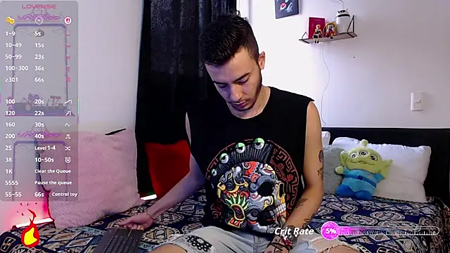 kyle clint07 online show from December 18, 2025, 3:16 pm