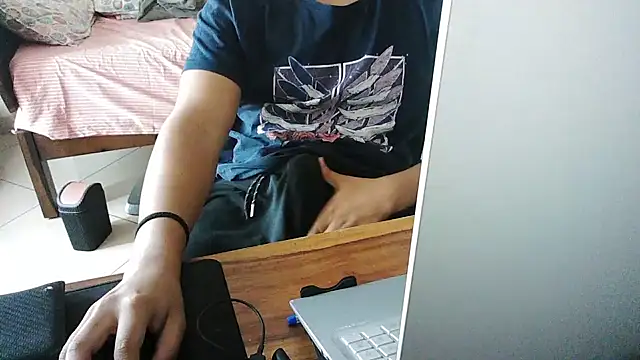 Snapshot of optimalperformance7093 chatting on February 13, 2025, 7:24 am optimalperformance7093 online show from February 13, 2025, 7:24 am