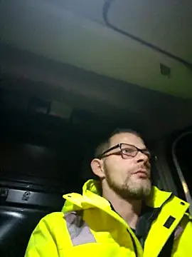 Snapshot of Gncastc23 chatting on November 2, 2025, 10:15 pm Gncastc23 online show from November 2, 2025, 10:15 pm