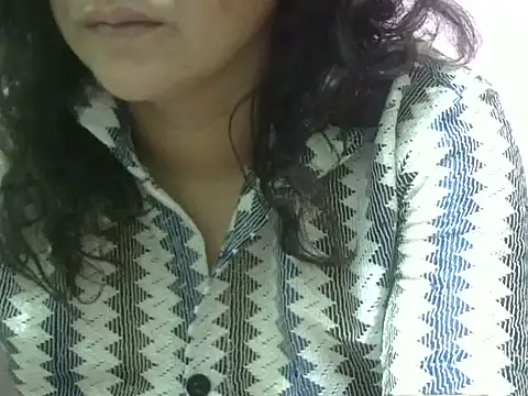 Your cutiepie  online show from May 13, 2026, 3:57 am