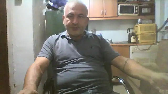 Snapshot of murat7888 chatting on October 20, 2025, 4:47 am murat7888 online show from October 20, 2025, 4:47 am