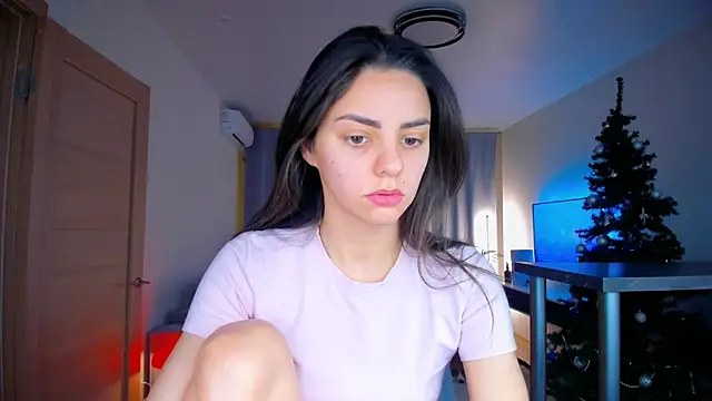 EmiliaZen online show from January 14, 2026, 4:54 pm