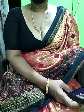 niiveditha online show from October 13, 2025, 3:08 am