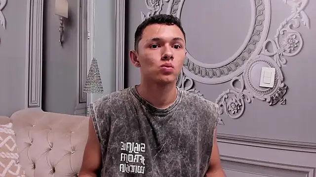 Andy dior18 online show from October 21, 2025, 3:06 am