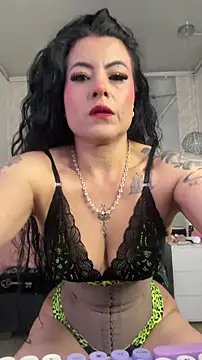 Snapshot of lizha_milf chatting on November 6, 2025, 5:06 pm lizha milf online show from November 6, 2025, 5:06 pm