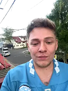 Angel Montiell online show from November 2, 2025, 10:04 pm