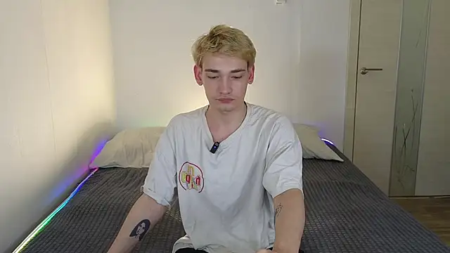 Julian wins online show from April 21, 2026, 11:55 pm