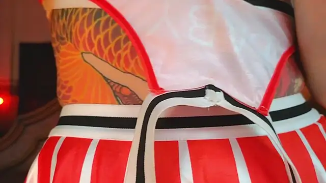 Snapshot of DemiDee chatting on December 24, 2024, 10:44 am DemiDee online show from December 24, 2024, 10:44 am