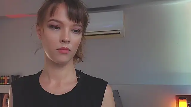 Snapshot of DemiDee chatting on January 26, 2025, 5:56 am DemiDee online show from January 26, 2025, 5:56 am