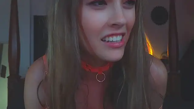 Snapshot of DemiDee chatting on February 8, 2025, 9:46 am DemiDee online show from February 8, 2025, 9:46 am