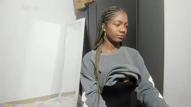 enyelsalas2 online show from March 1, 2026, 6:08 pm