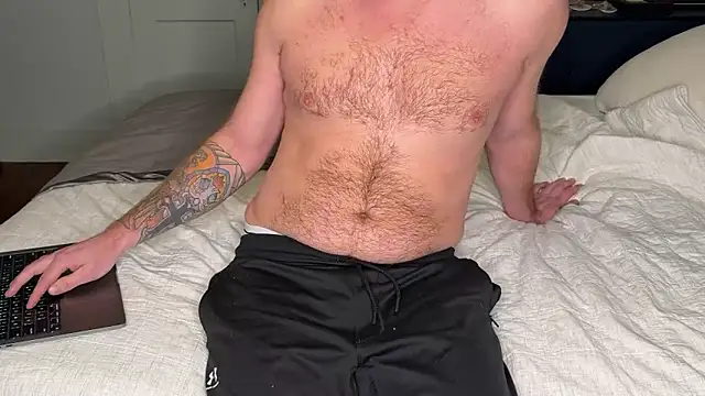 Snapshot of bottombearishguy chatting on February 10, 2025, 3:53 pm bottombearishguy online show from February 10, 2025, 3:53 pm