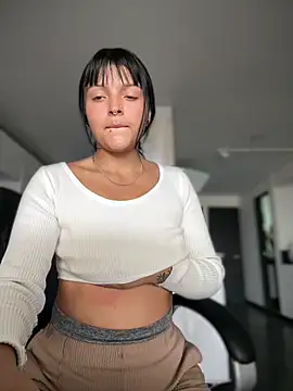 Dulce  Boyd online show from September 19, 2025, 1:48 pm