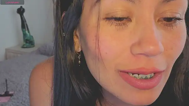 salome stockman s online show from April 15, 2026, 7:58 pm