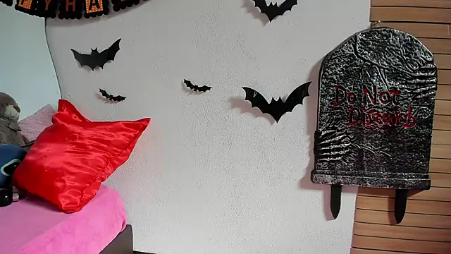 Abbiee 8 online show from October 29, 2025, 2:38 pm