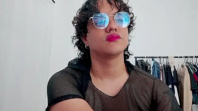 Snapshot of Diane_blossom chatting on February 24, 2026, 11:05 pm Diane blossom online show from February 24, 2026, 11:05 pm