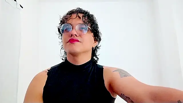 Snapshot of Diane_blossom chatting on February 20, 2026, 12:51 am Diane blossom online show from February 20, 2026, 12:51 am